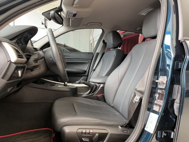 2015 BMW 118i 小改款 原廠保養 超低里程僅跑五萬三 LED頭燈  第5張相片