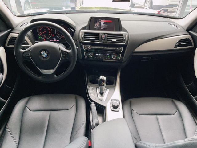 2015 BMW 118i 小改款 原廠保養 超低里程僅跑五萬三 LED頭燈  第12張相片