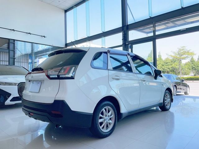 2019 Mitsubishi Colt Plus 尊貴型 認證車 超低里程僅跑四萬四  第15張相片