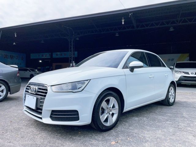 2015 Audi 小改款 A1 25 TFSI Sportback 認證車 超低里程僅跑八萬一  第3張相片