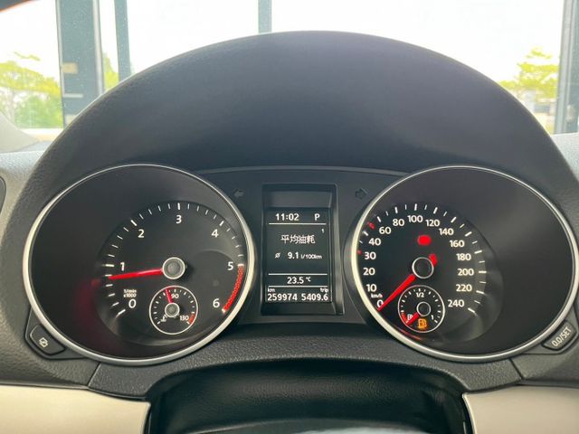 2011 Volkswagen Golf 2.0 TDI  第6張相片