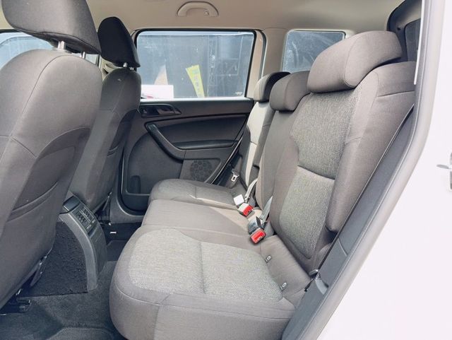 2016 Skoda Yeti 1.2 TSI  里程僅跑九萬二  第9張相片