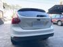 2014 Ford Focus 5D 1.6汽油時尚型 藍牙通訊 定速 循跡防滑  第17張縮圖