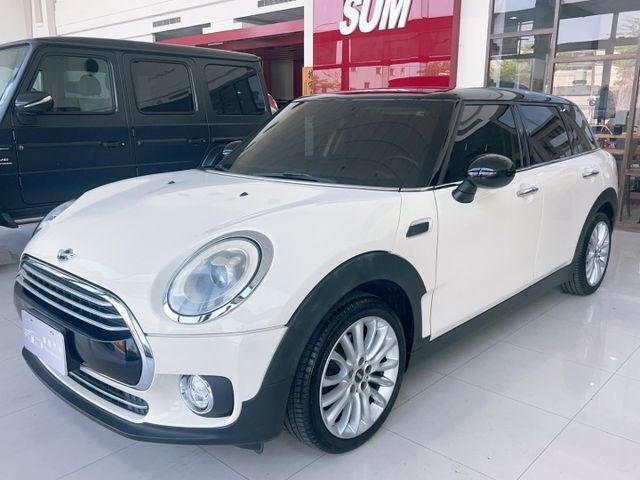 2017 Mini Clubman Cooper 總代理 里程僅跑八萬五 LED頭燈 雙前電動座椅  第3張相片