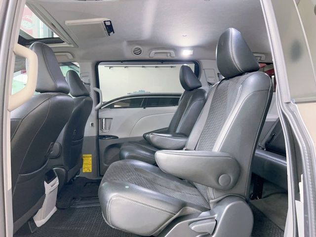 2014 Toyota Sienna SE 里程僅跑十二萬八 360環景 駕駛座電動調整座椅  第12張相片