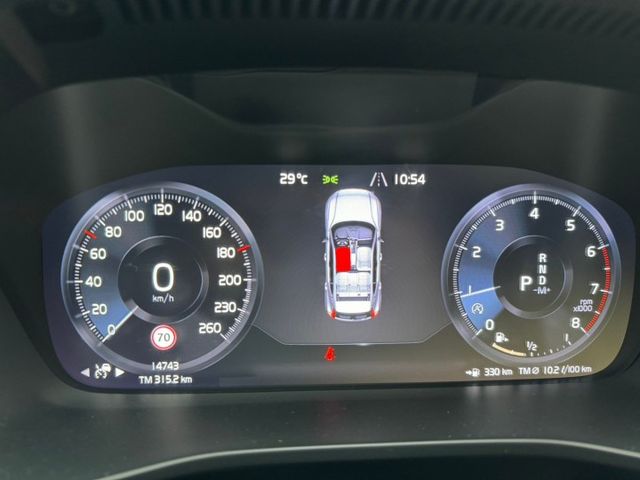 2021 Volvo XC40 T3 Momentum 超低里程僅跑一萬四 原廠保養 PAII 智能駕駛輔助系統  第5張相片