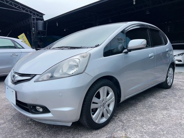 2010 Honda Fit VTi-S 多功能方向盤 電折後視鏡 倒車顯影  第3張相片