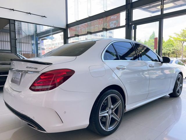 2017 M-Benz C250運動版 里程僅跑八萬八 全景天窗 360度環景  第19張相片