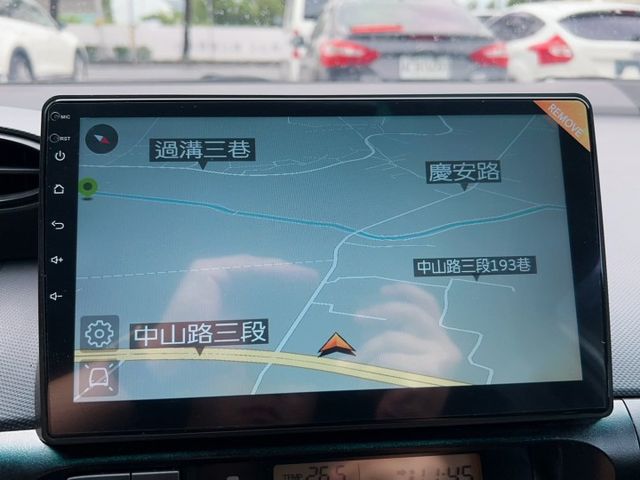 2013 Toyota Wish 2.0尊爵 駕駛座電動調整座椅 HID氙氣大燈 循跡防滑控制系統  第6張相片