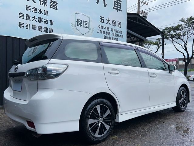 2013 Toyota Wish 2.0尊爵 駕駛座電動調整座椅 HID氙氣大燈 循跡防滑控制系統  第19張相片