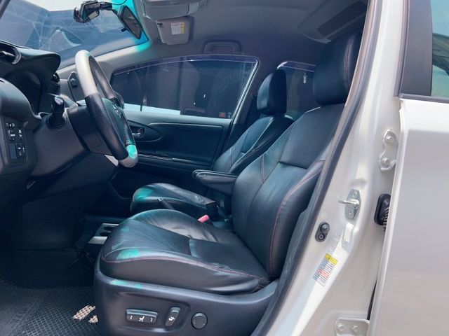 2015/16年式 Toyota Wish 2.0尊爵智慧行 里程十五萬四 循跡防滑系統  第9張相片