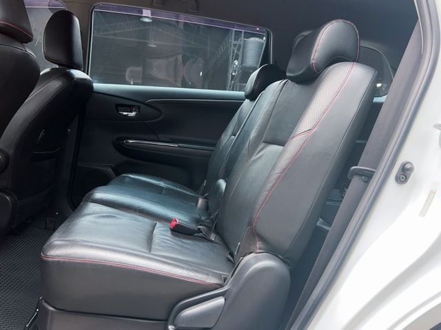 2015/16年式 Toyota Wish 2.0尊爵智慧行 里程十五萬四 循跡防滑系統  第10張相片