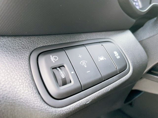 2022 Hyundai Venue GLB雙色版 原廠保養 超低里程僅跑兩萬九 IKEY 盲點 環景 CarPlay  第10張相片