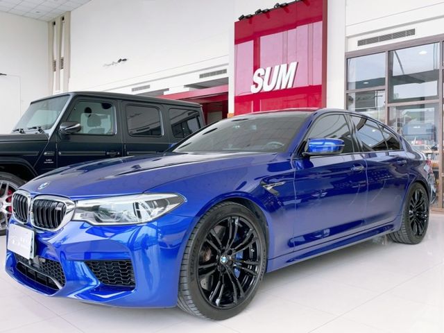 2018 BMW M5 Racing Package 總代理 里程僅跑六萬 螢幕鑰匙 選配21.1萬  第4張相片