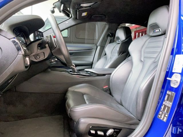2018 BMW M5 Racing Package 總代理 里程僅跑六萬 螢幕鑰匙 選配21.1萬  第6張相片