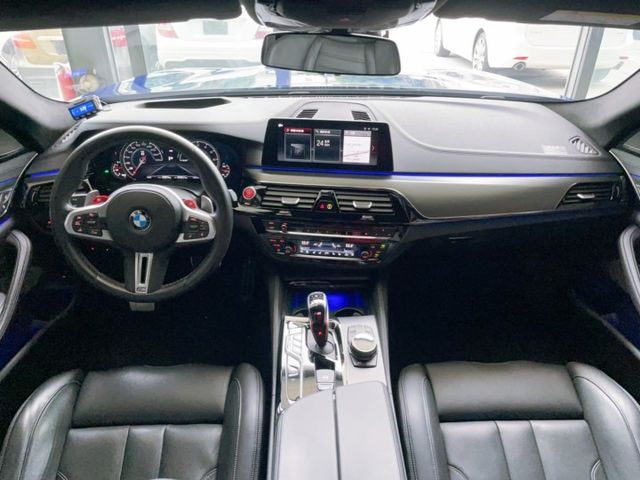 2018 BMW M5 Racing Package 總代理 里程僅跑六萬 螢幕鑰匙 選配21.1萬  第16張相片