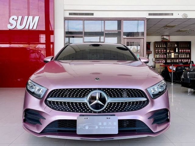 2021 M-Benz A180運動版 原廠保養 里程僅跑五萬六  23P  第2張相片