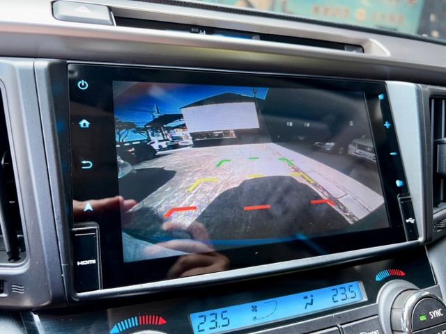 2017/18年式 Toyota RAV4 2.0尊爵 一手車 里程僅跑四萬七 車道偏離 循跡防滑  第6張相片