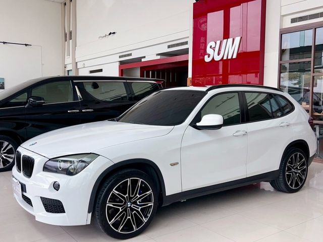 2011 / 12 年式 BMW  X1  sDrive20i  總代理 里程僅跑十四萬五  循跡防滑  第3張相片