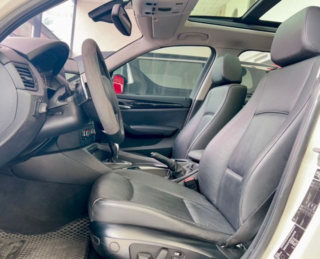 2011 / 12 年式 BMW  X1  sDrive20i  總代理 里程僅跑十四萬五  循跡防滑  第10張相片