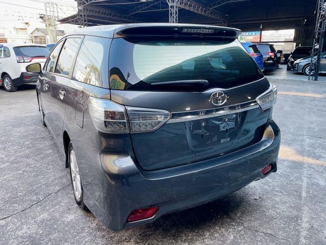 2015 Toyota Wish 2.0經典版 認證車 原鈑件 超低里程僅跑六萬二  第12張相片