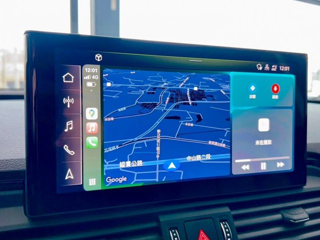 2022 Audi Q5 SB 45 TFSI quattro Advanced進化版 原廠保養 保固中 里程僅跑兩萬四  第11張相片