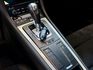 2017 Porsche Cayman 2.0 總代理 里程僅跑三萬六 選配26萬  第12張縮圖