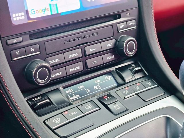 2020 Porsche 718 Cayman 2.0 總代理 里程僅跑三萬七 選配含升級62.08萬  第11張相片