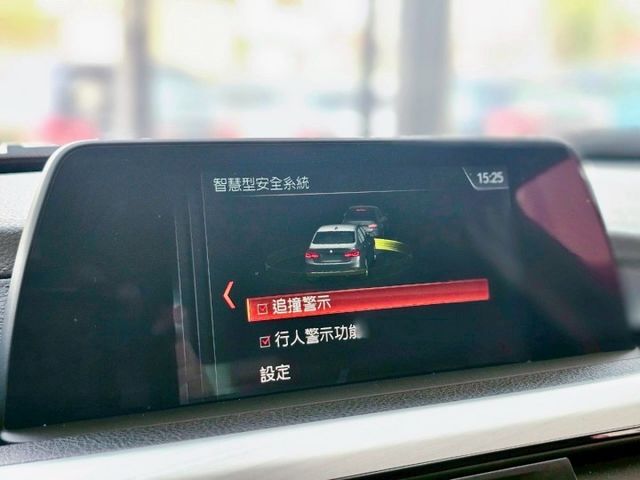 2017 / 18 年式 BMW 320i Sport 小改款 B48 引擎 原廠保養 5AS  第10張相片
