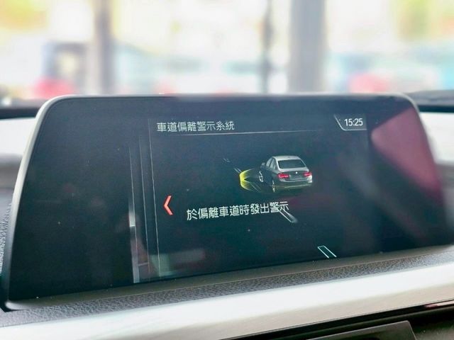 2017 / 18 年式 BMW 320i Sport 小改款 B48 引擎 原廠保養 5AS  第11張相片