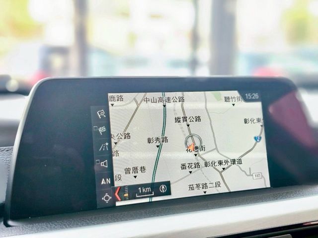 2017 / 18 年式 BMW 320i Sport 小改款 B48 引擎 原廠保養 5AS  第13張相片