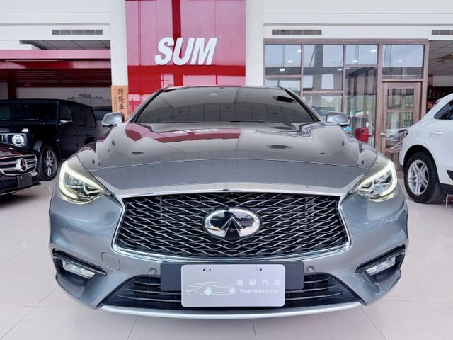 2016 Infiniti Q30 1.6t風尚版 一手車 里程僅跑三萬九 智慧定速巡航系統  第2張相片
