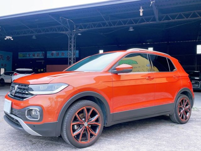 2020 Volkswagen T-Cross 230 TSI Style Design 原廠保養 里程僅跑六萬七  第3張相片