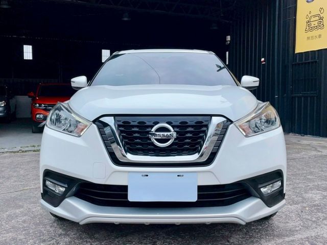 2019 Nissan Kicks 1.5時尚版 超低里程僅跑三萬一 選配 Kicks ID. 運動套件組  第2張相片