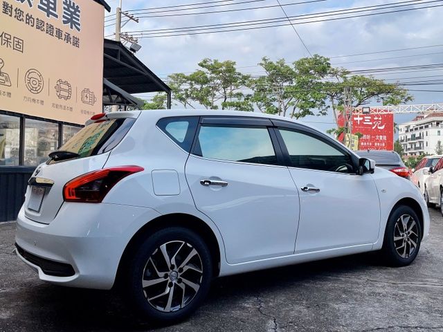 2021 Nissan Tiida 5D 智能360版 超低里程僅跑三萬一  第16張相片