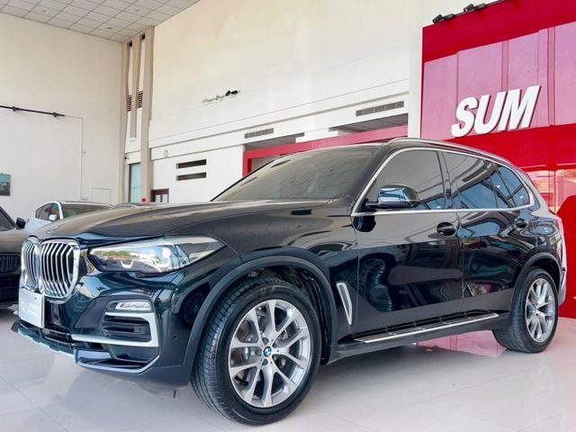 2019 BMW X5 xDrive40i旗艦版 總代理 一手車 原廠保養 里程僅跑十一萬  第3張相片