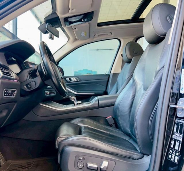 2019 BMW X5 xDrive40i旗艦版 總代理 一手車 原廠保養 里程僅跑十一萬  第9張相片