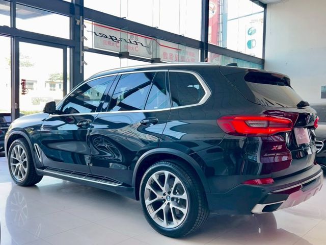 2019 BMW X5 xDrive40i旗艦版 總代理 一手車 原廠保養 里程僅跑十一萬  第19張相片