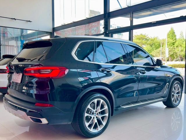 2019 BMW X5 xDrive40i旗艦版 總代理 一手車 原廠保養 里程僅跑十一萬  第20張相片
