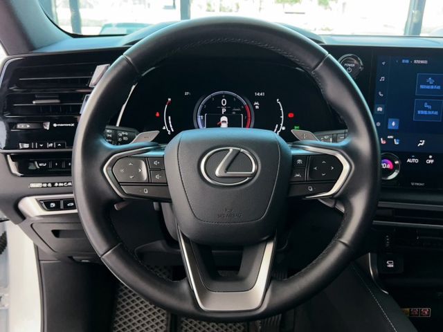 2023 Lexus RX350h頂級版 一手車 原廠保養 原廠保固中 迎風面犀牛皮 選配環景  第10張相片