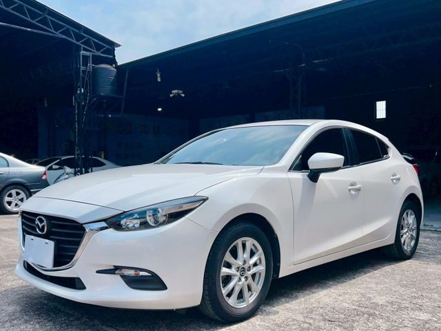 2018 Mazda 3 5D 2.0 尊榮進化版 里程僅跑八萬 循跡 盲點  第3張相片