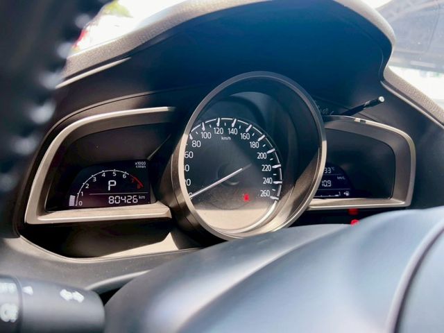 2018 Mazda 3 5D 2.0 尊榮進化版 里程僅跑八萬 循跡 盲點  第4張相片