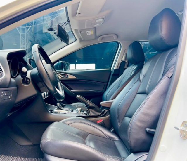 2018 Mazda 3 5D 2.0 尊榮進化版 里程僅跑八萬 循跡 盲點  第7張相片