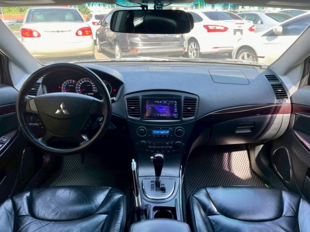 2008 Mitsubishi Grunder 2.4 EXi旗艦型 里程僅跑十八萬 天窗 電動座椅  第9張相片