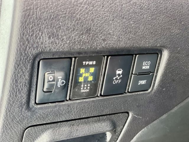 2018 Toyota 小改款 Vios 1.5豪華版 市場稀有頂規版本 IKEY 定速 恆溫  第9張相片