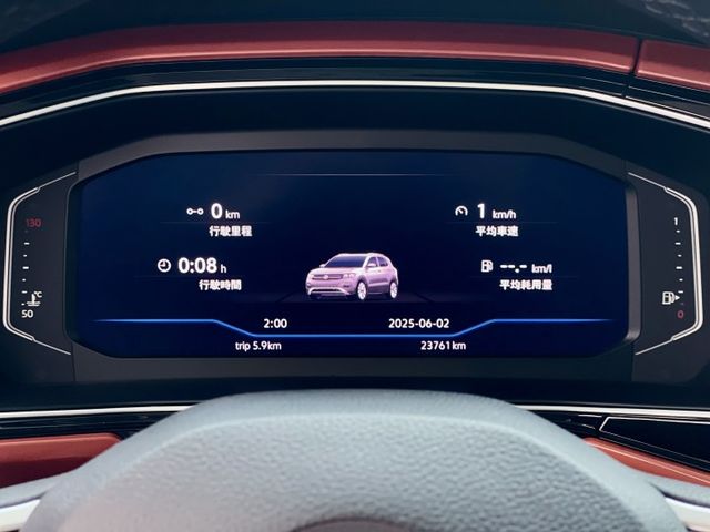 20 年式 VW T-Cross 230 TSI Style Design 里程僅跑兩萬三 選配beats 環繞音響套件  第8張相片