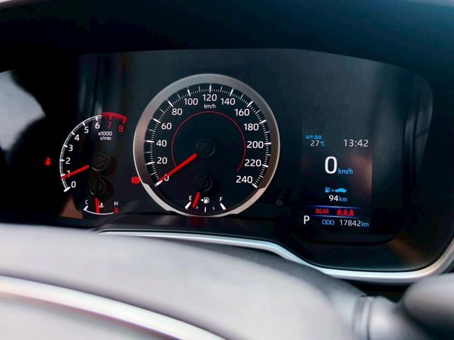 2021/22年式 Toyota Corolla Altis 1.8豪華 一手車 原廠保養 里程僅跑一萬七  第4張相片