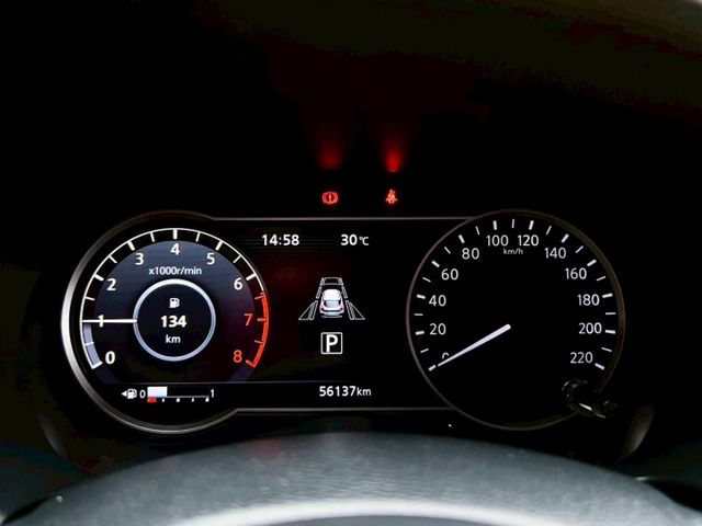 2020 Nissan Kicks 1.5 智行旗艦版 原廠保養 里程僅跑五萬六  第4張相片