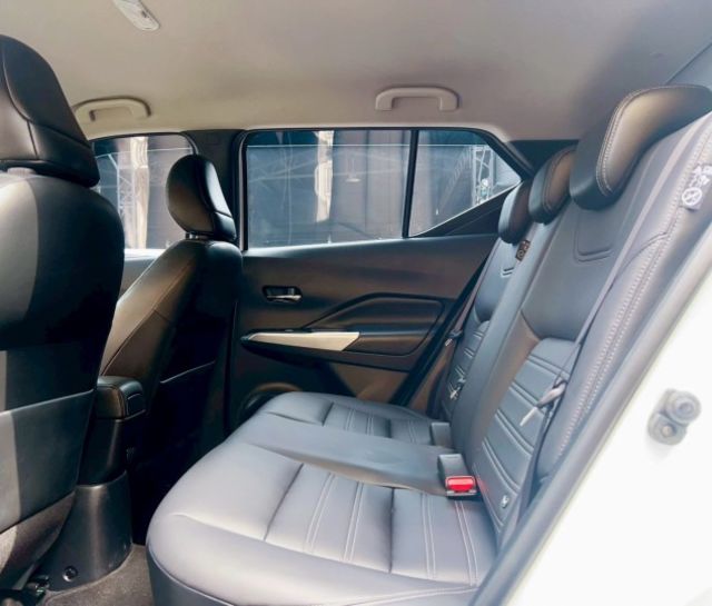 2020 Nissan Kicks 1.5 智行旗艦版 原廠保養 里程僅跑五萬六  第9張相片