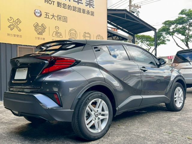 2023 Toyota C-HR 豪華 一手車 原廠保養 原廠保固中  第20張相片